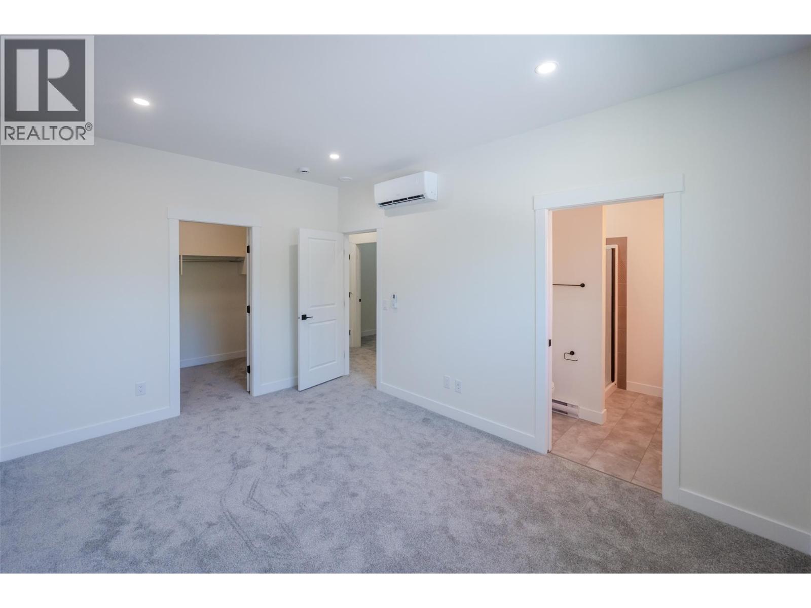 102 11612 Victoria Road South, Summerland