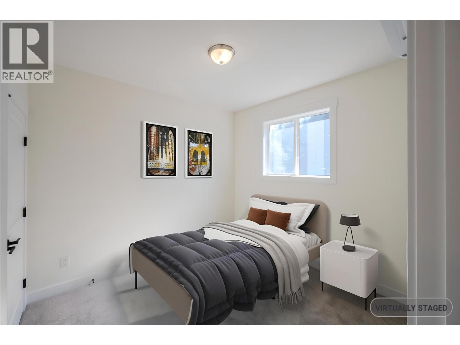 102 11612 Victoria Road South, Summerland