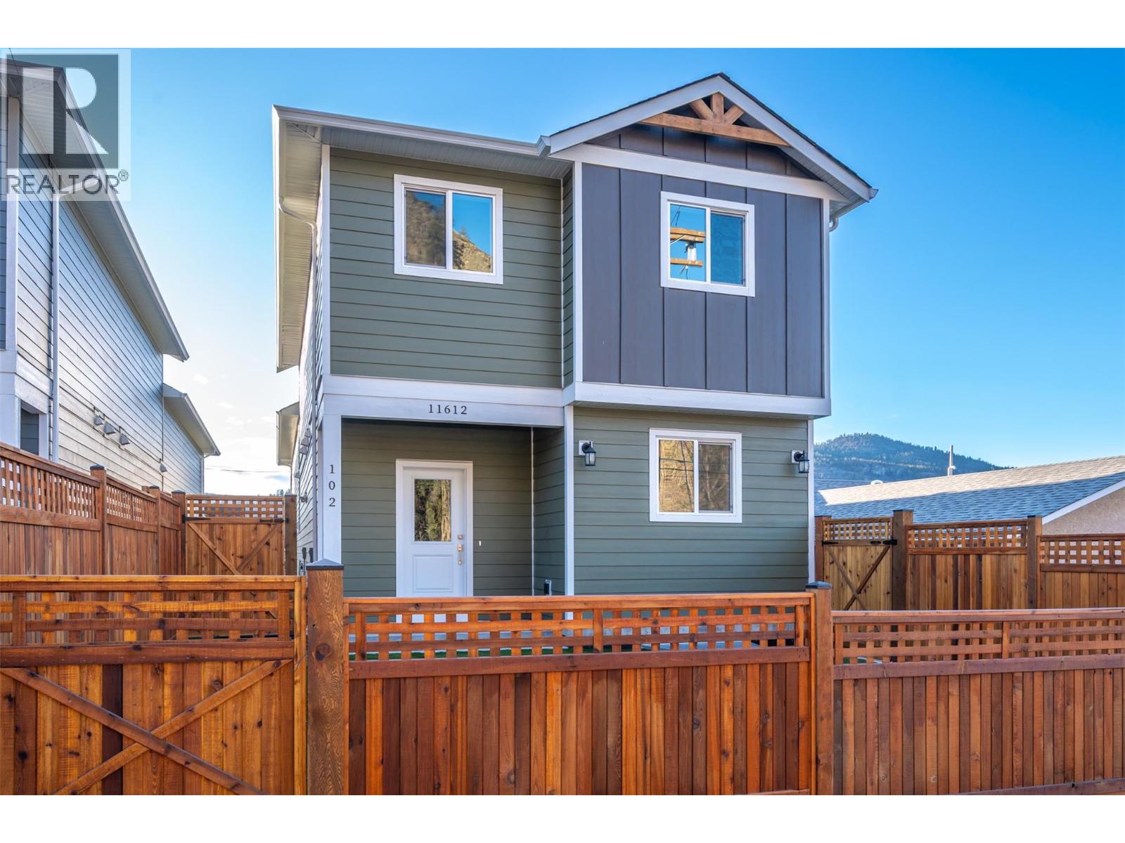 102 11612 Victoria Road South, Summerland