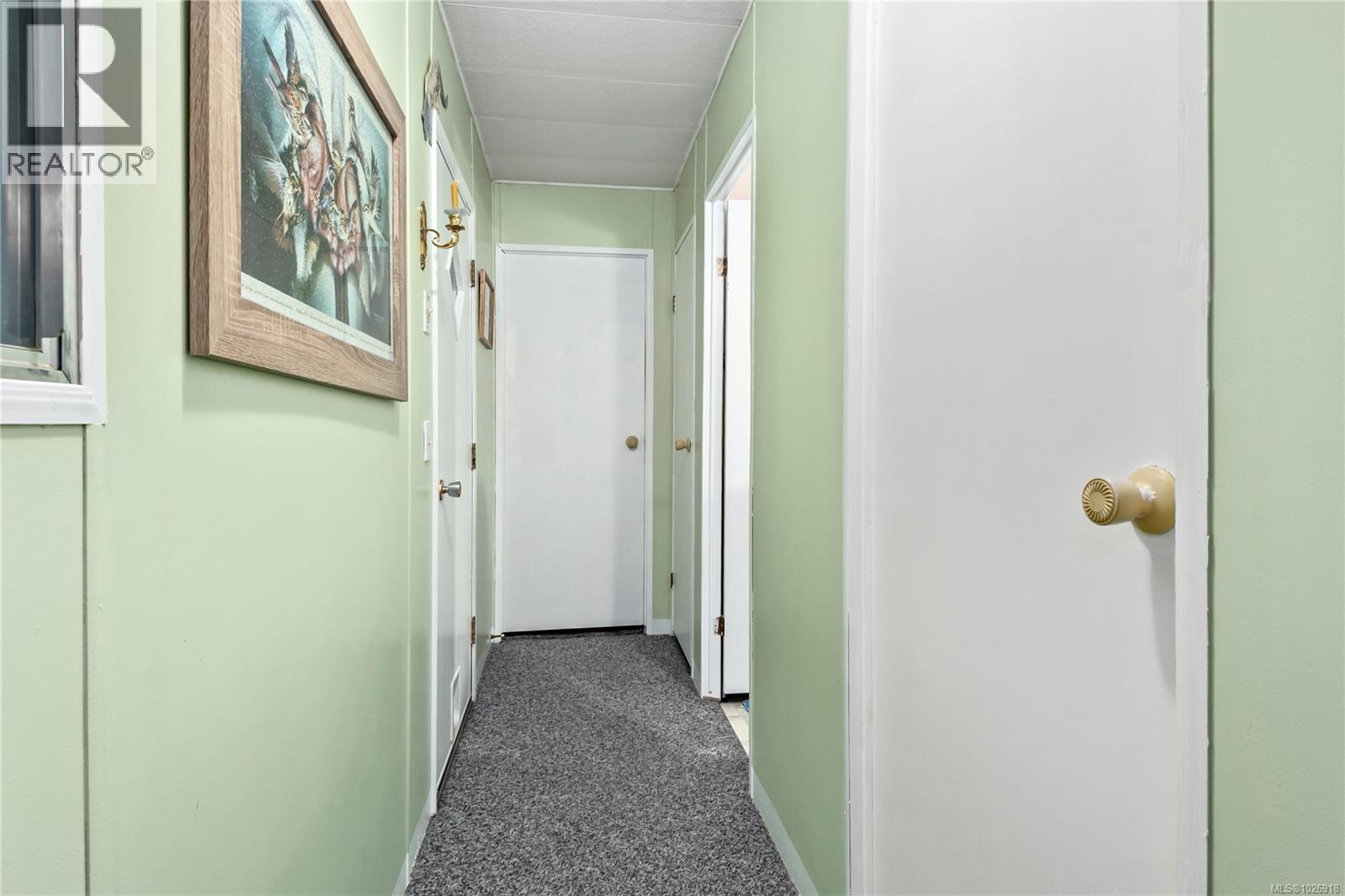 #A 3160 ISLAND HWY N - 14