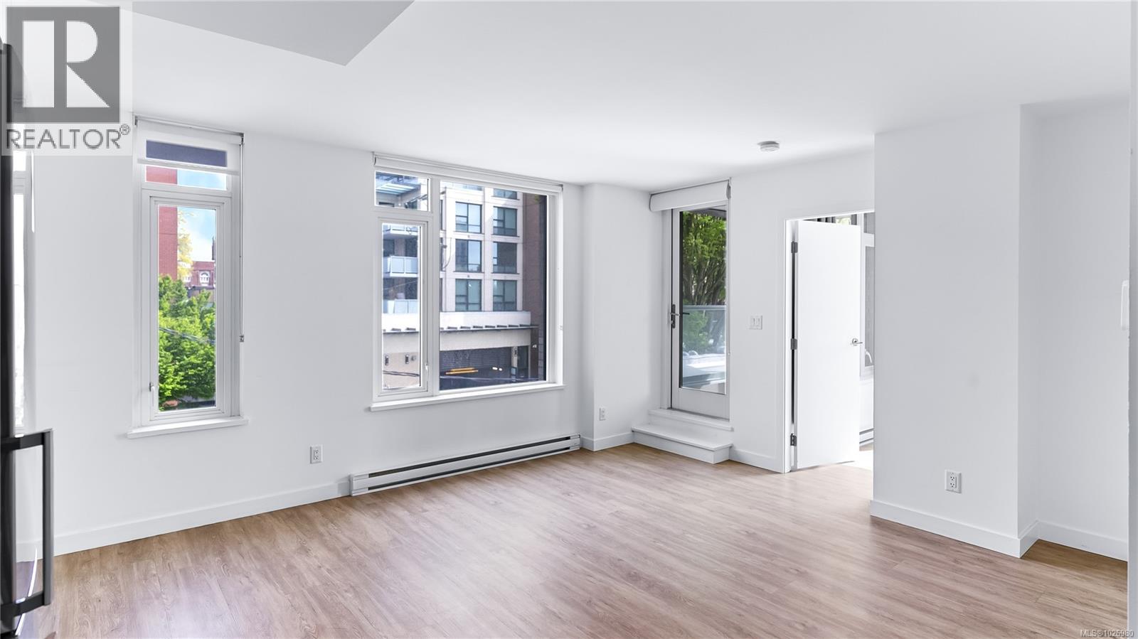 #302 845 JOHNSON ST - 9