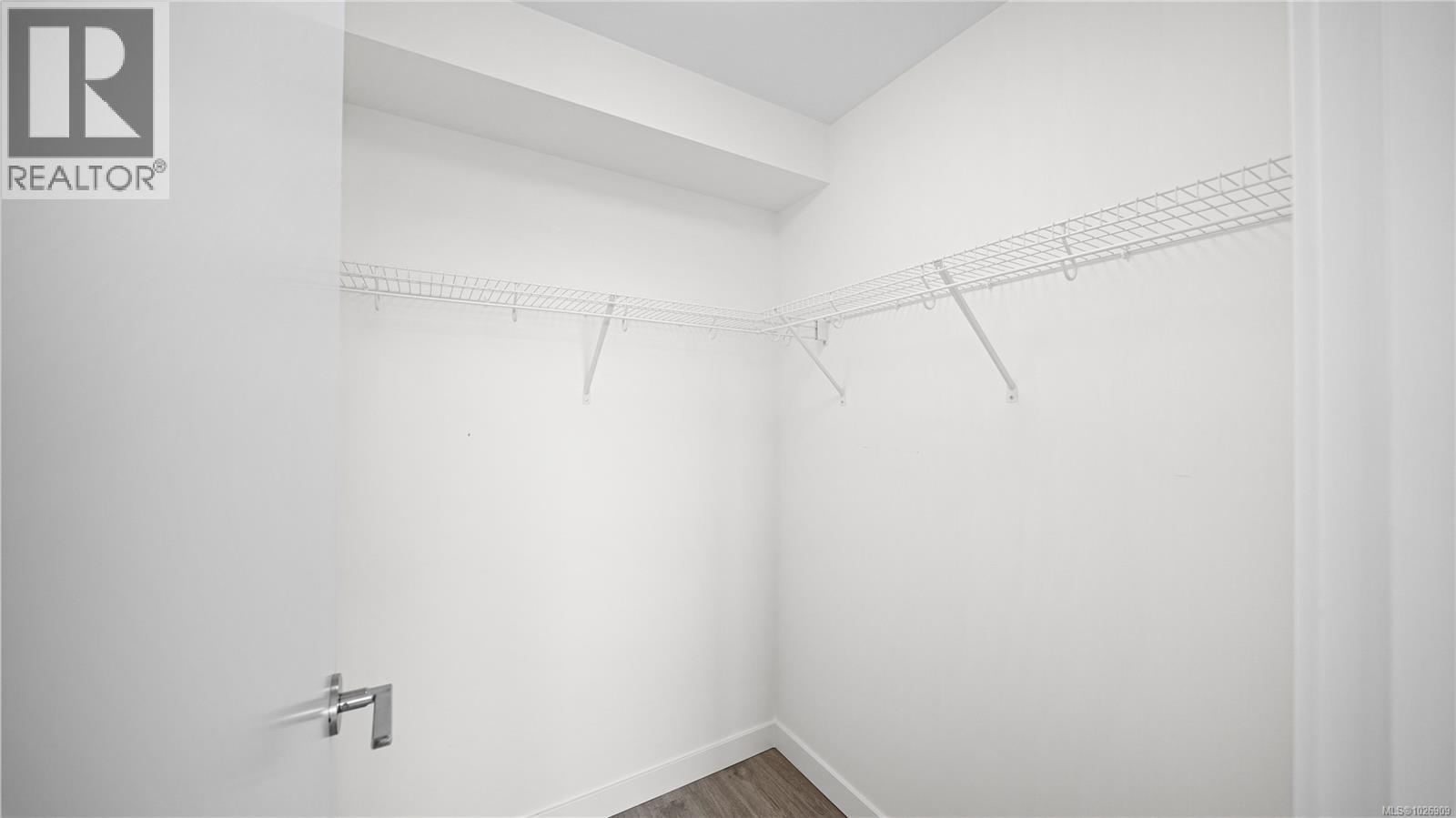 1601 845 Johnson Street, Victoria