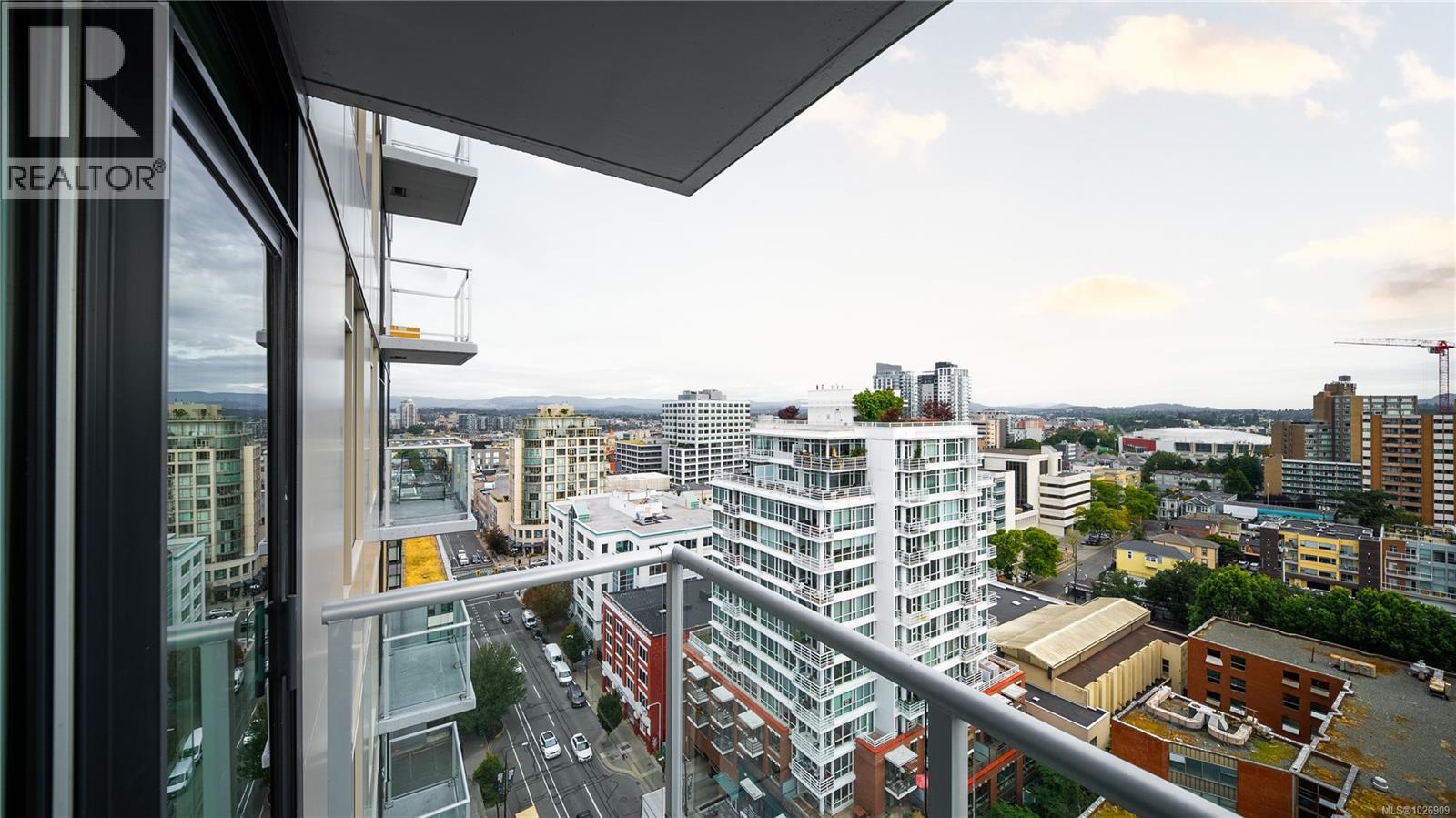 1601 845 Johnson Street, Victoria