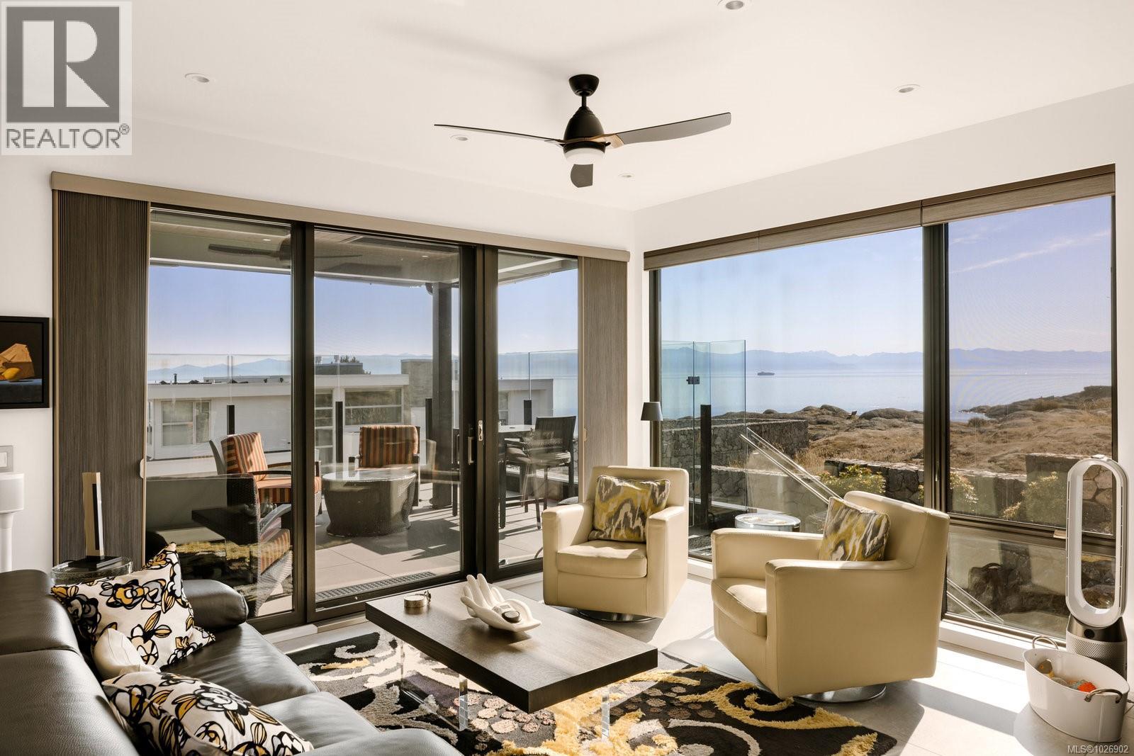  231 Hidden Point, Oak Bay