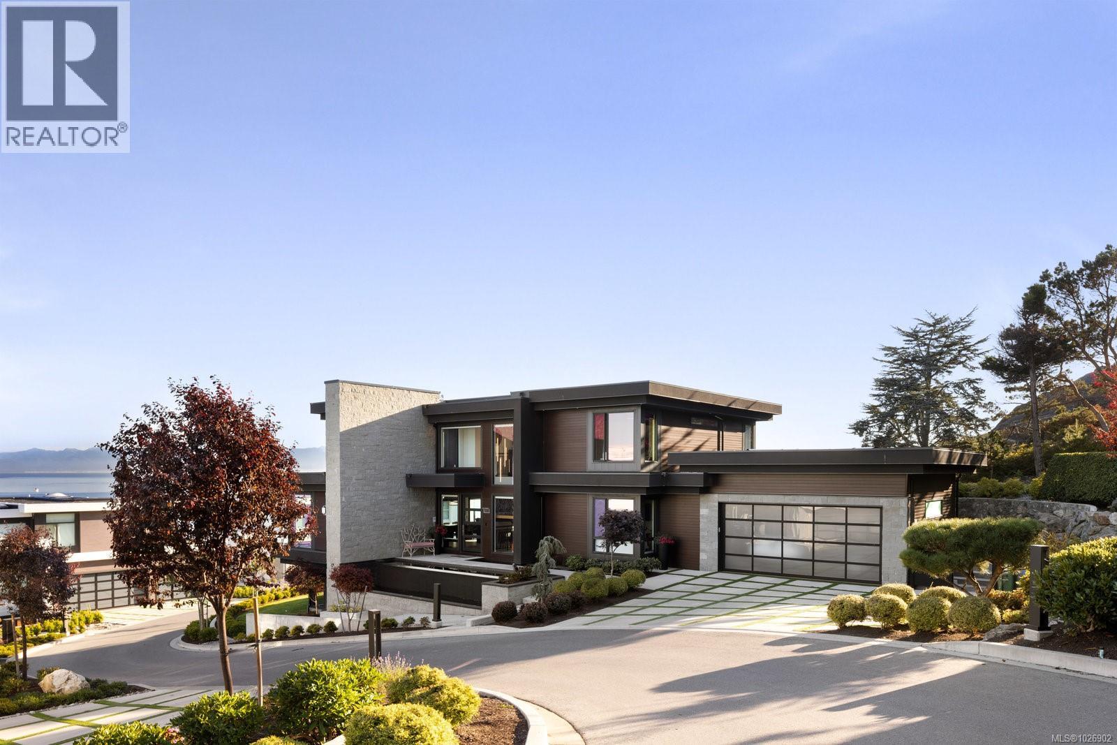  231 Hidden Point, Oak Bay