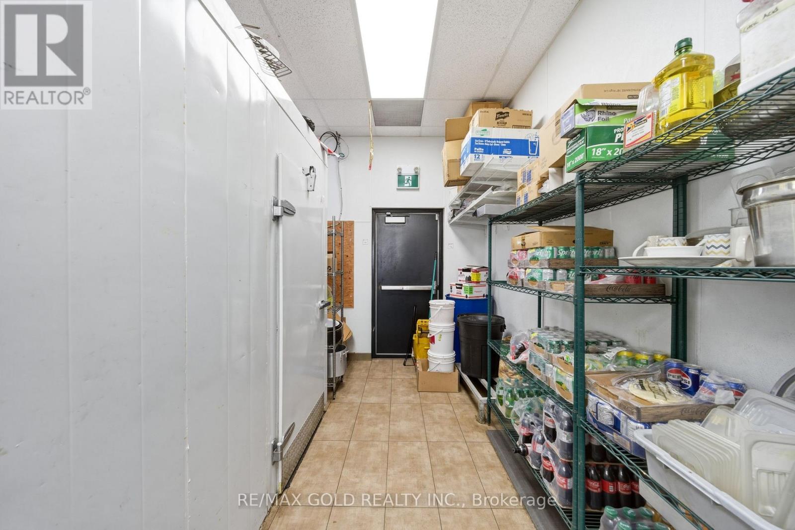 2 – 1356 S SERVICE ROAD