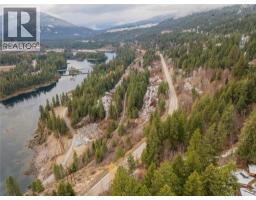 3605 Highway 3a & 6 Road, South Slocan, BC V0G2G3 Photo 10