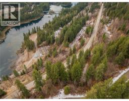 3605 Highway 3a & 6 Road, South Slocan, BC V0G2G3 Photo 11