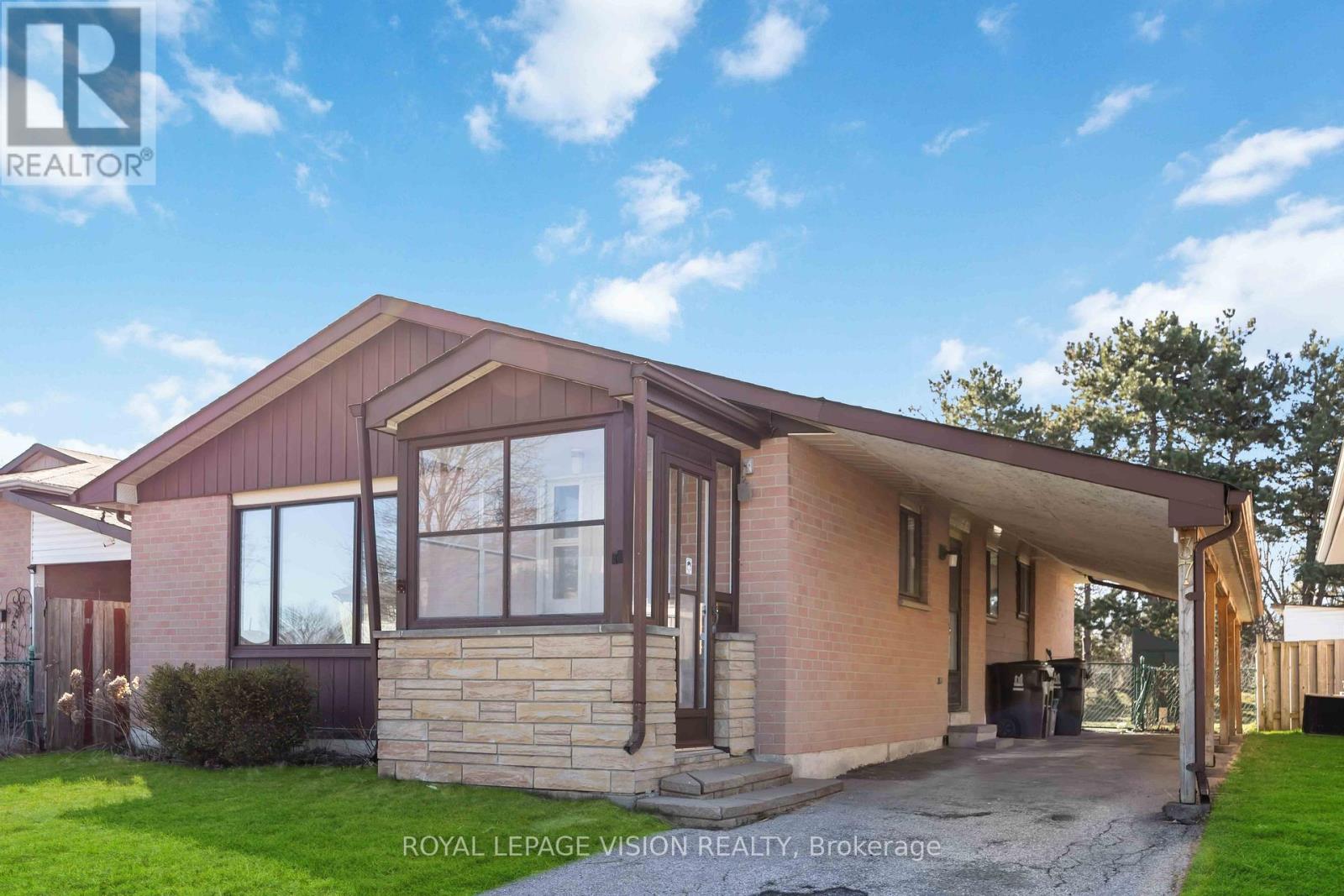 37 Winstanly Crescent