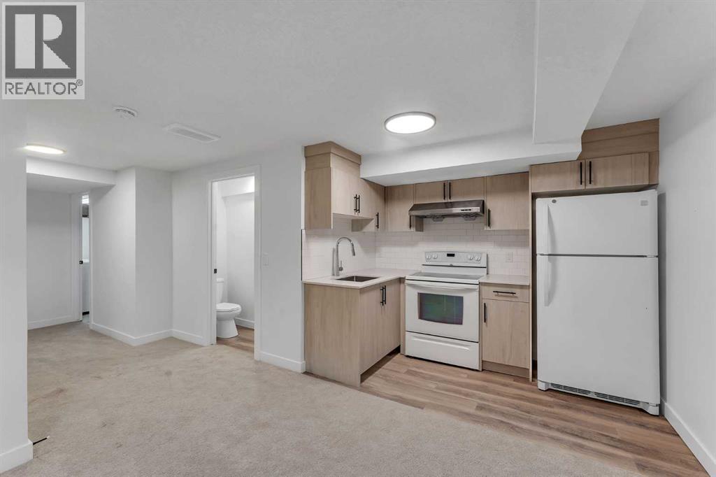 Single Family House Bi-level for Sale in  Cedardale Road SW Cedarbrae Calgary 