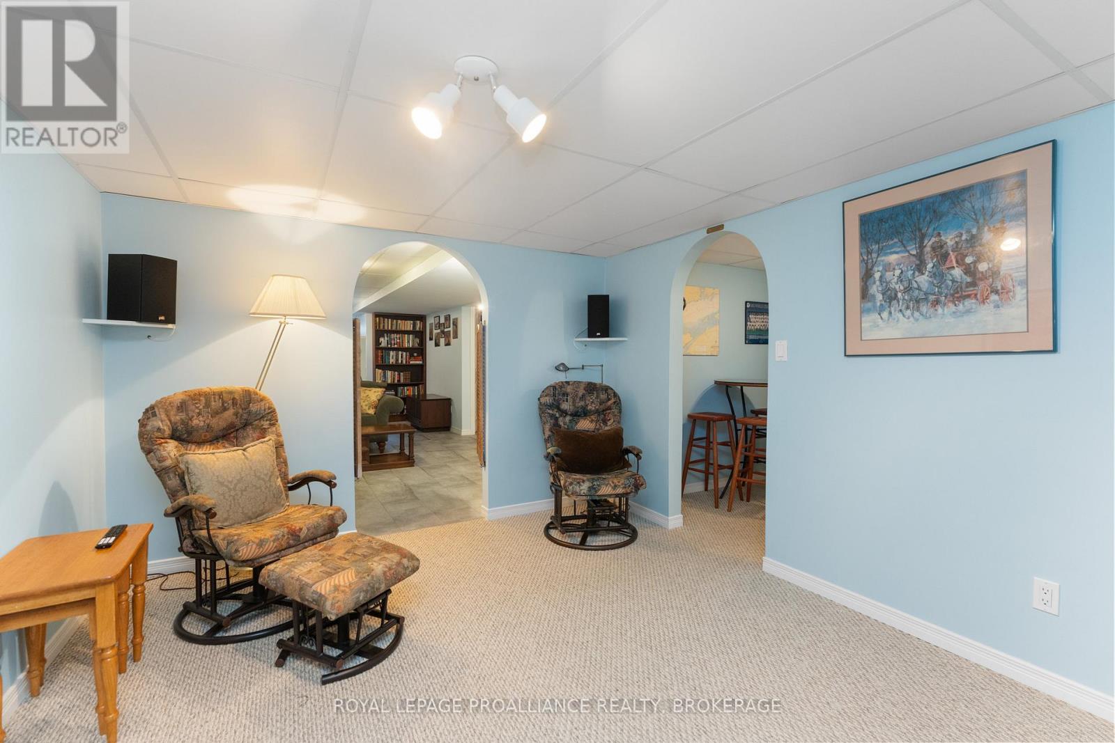 39 MOWAT AVENUE — photo 28
