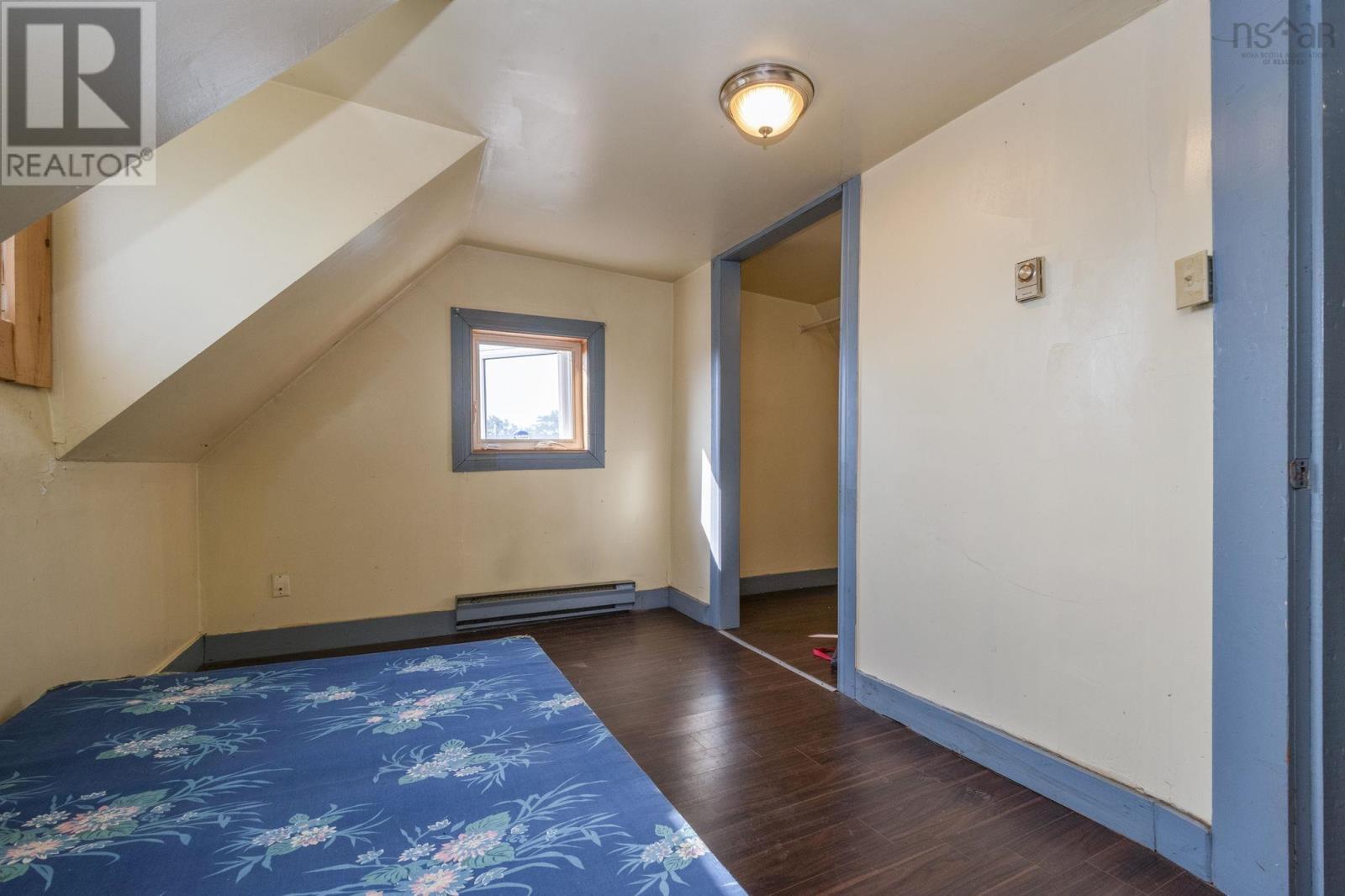 Property 24 of 37 of 73 St Marys Street