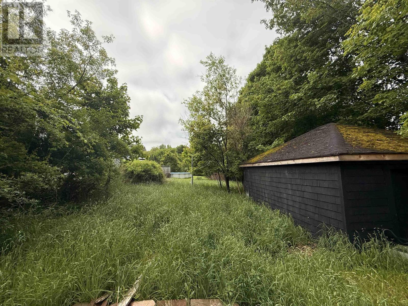 Property 3 of 17 of 18 Royalty Street