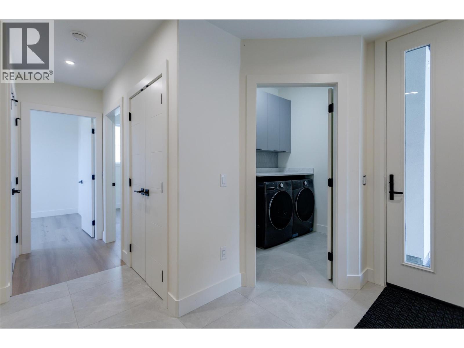 4 970 Lawson Avenue, Kelowna