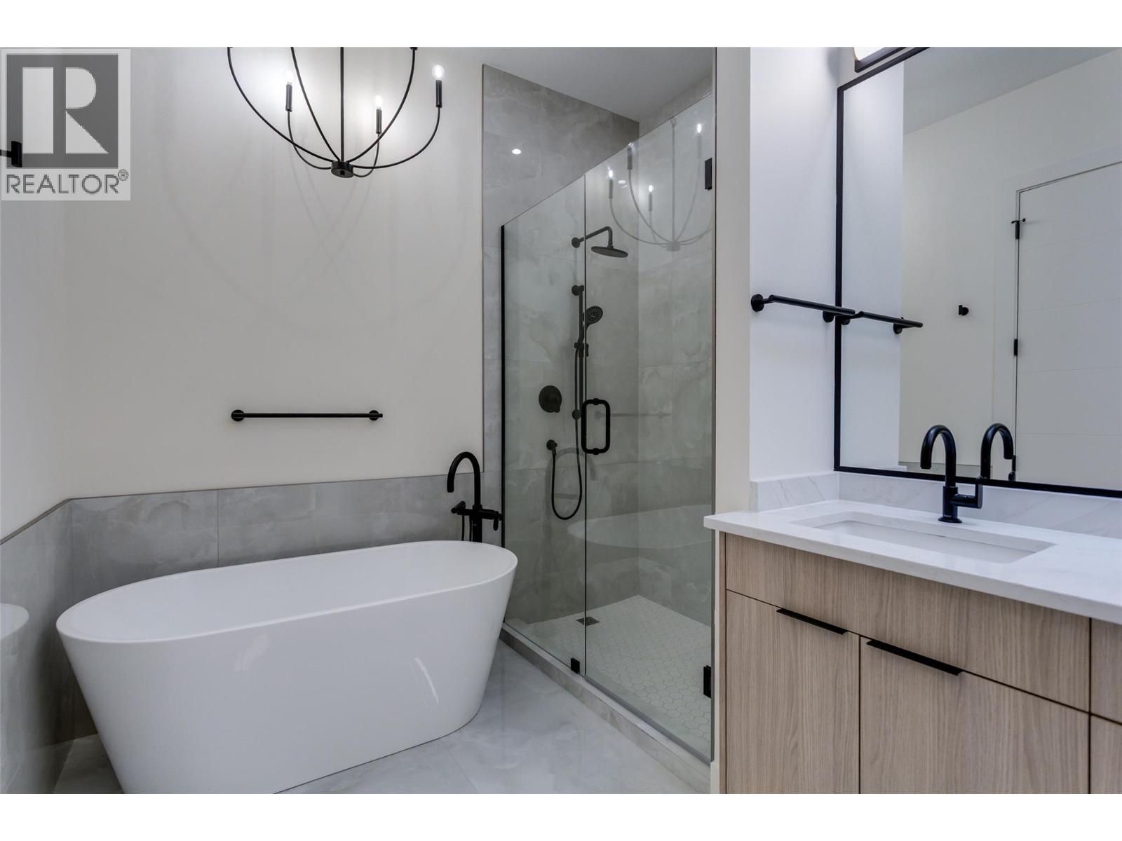 4 970 Lawson Avenue, Kelowna