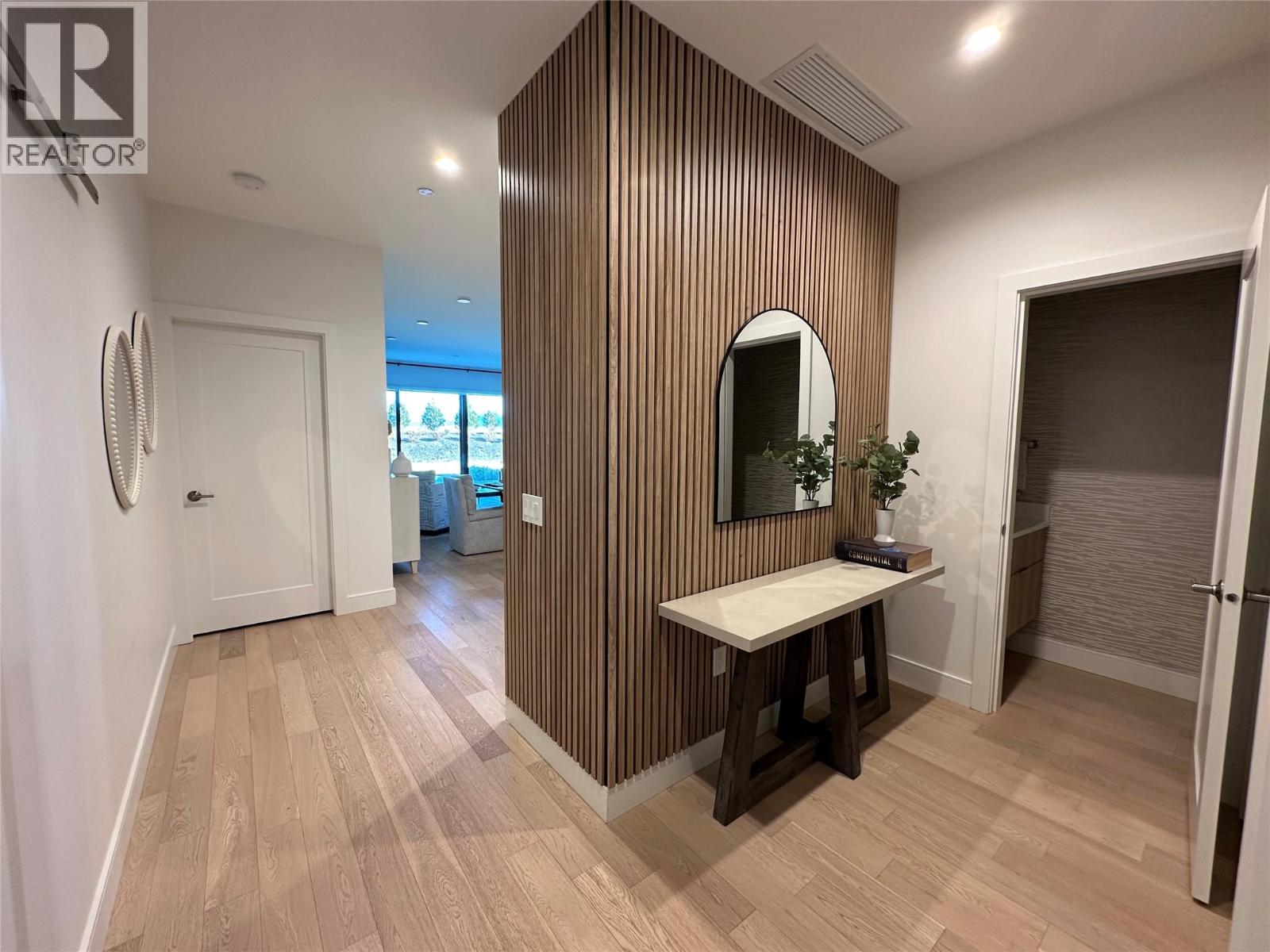 3000 Ariva Drive Unit# 3003, Kelowna