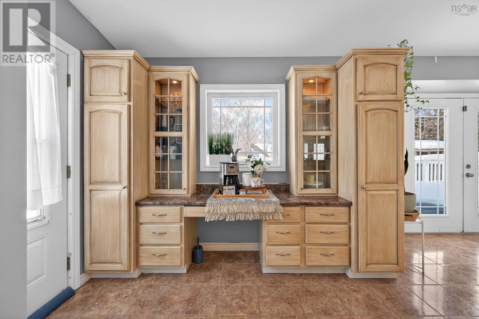 Property 22 of 49 of 53 Erinmore Drive