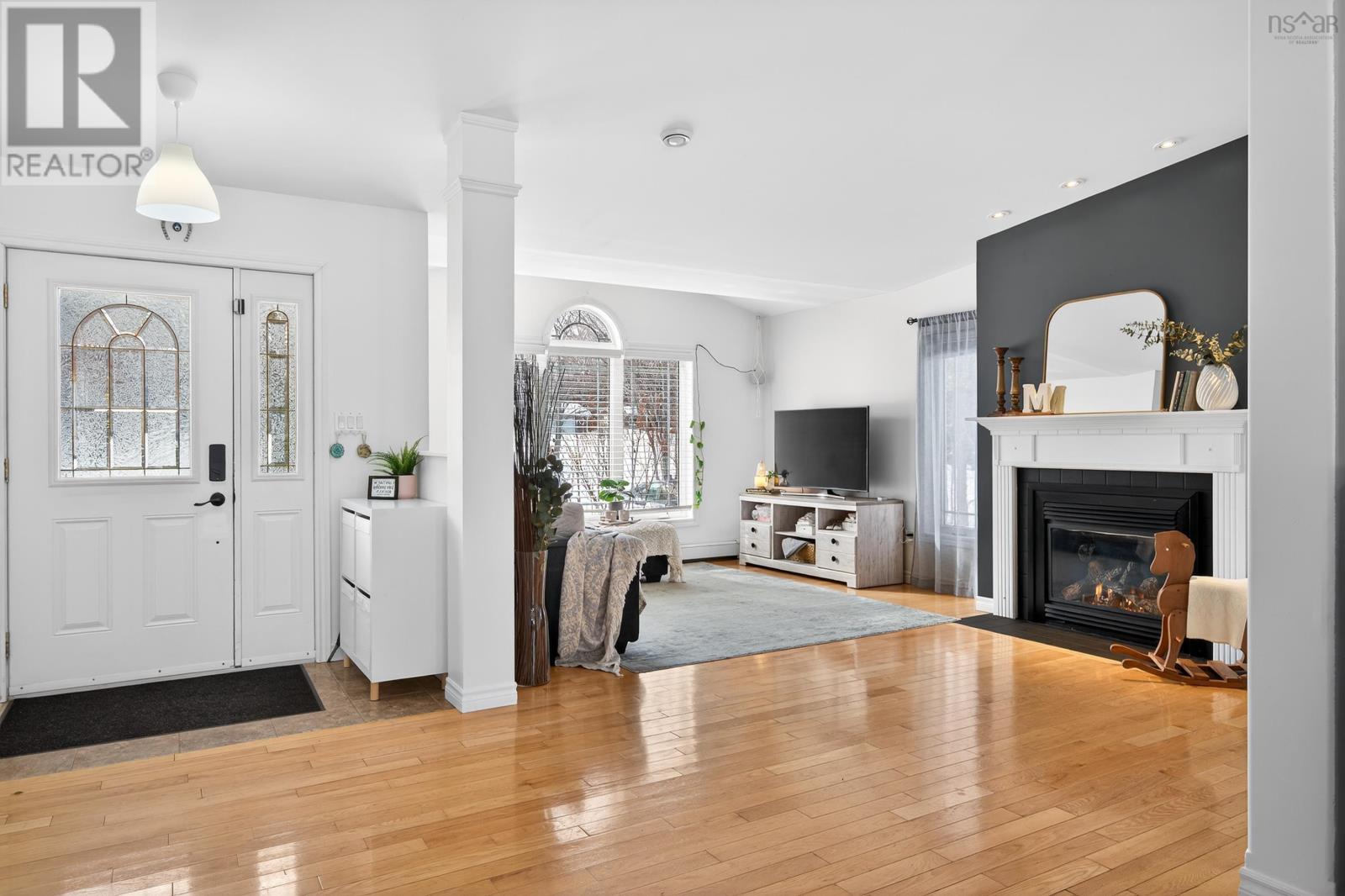 Property 26 of 49 of 53 Erinmore Drive