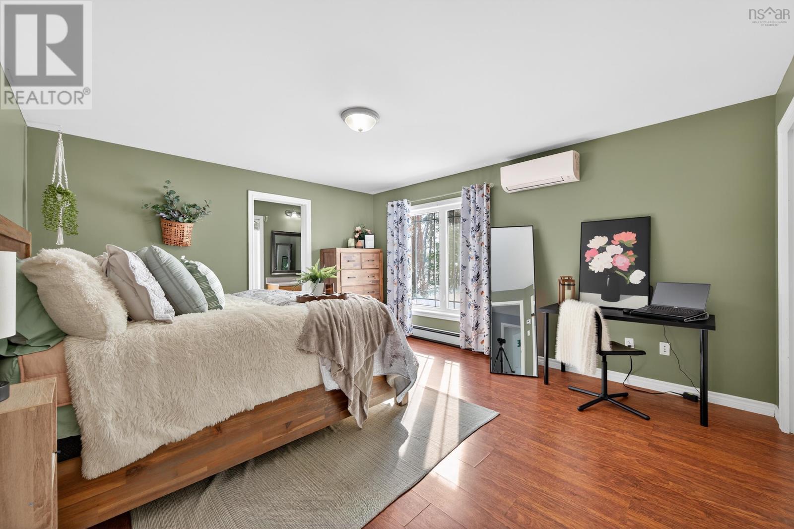 Property 35 of 49 of 53 Erinmore Drive