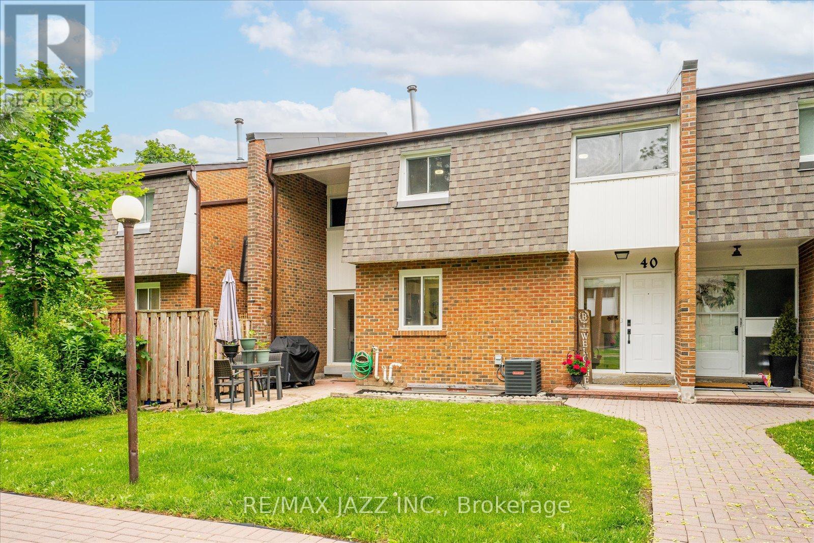 40 - 103 DOVEDALE DRIVE - Photo 3 of 35, Whitby (Downtown Whitby), Ontario