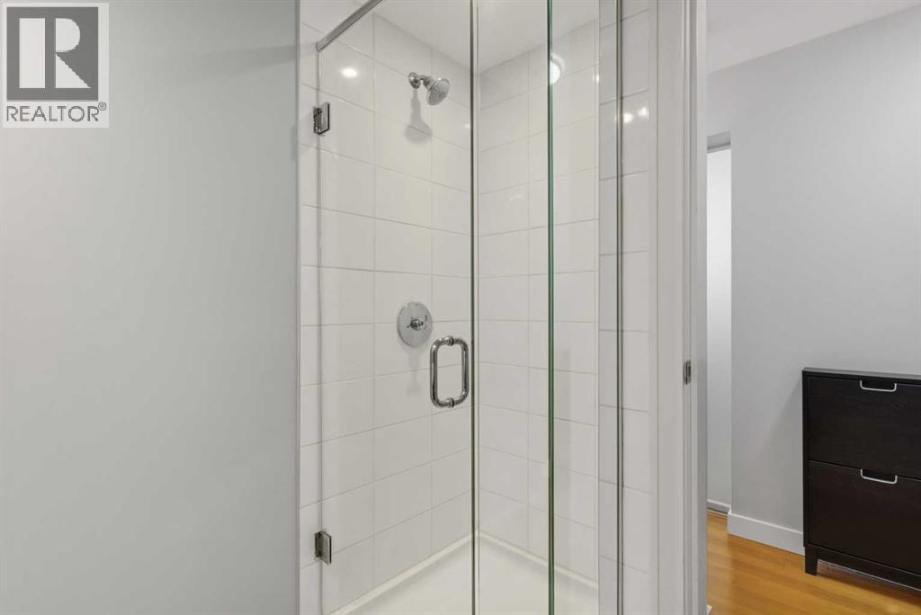 Single Family House for Sale in   Riverfront Avenue SW Chinatown Calgary 