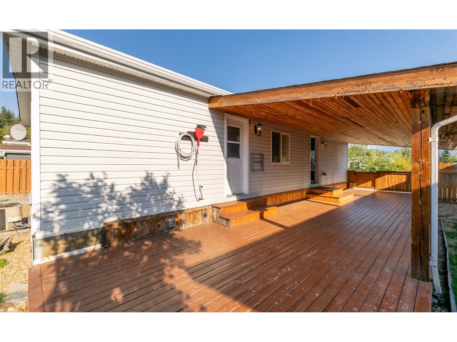  4640 73 Avenue Northeast, Salmon Arm