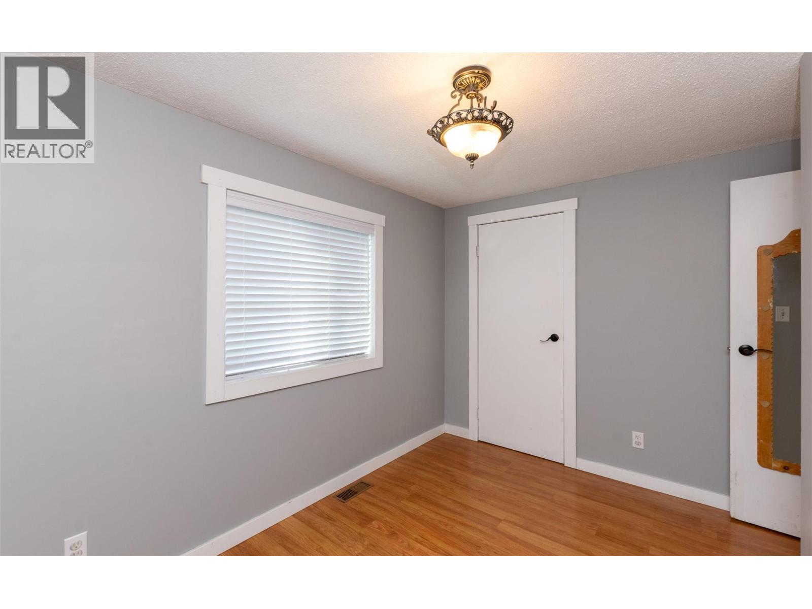  4640 73 Avenue Northeast, Salmon Arm