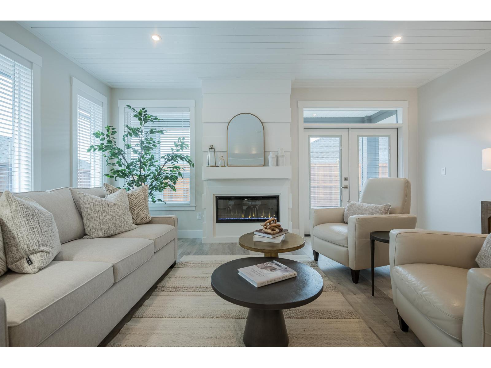 97 6211 CHILLIWACK RIVER ROAD, Sardis South, Chilliwack