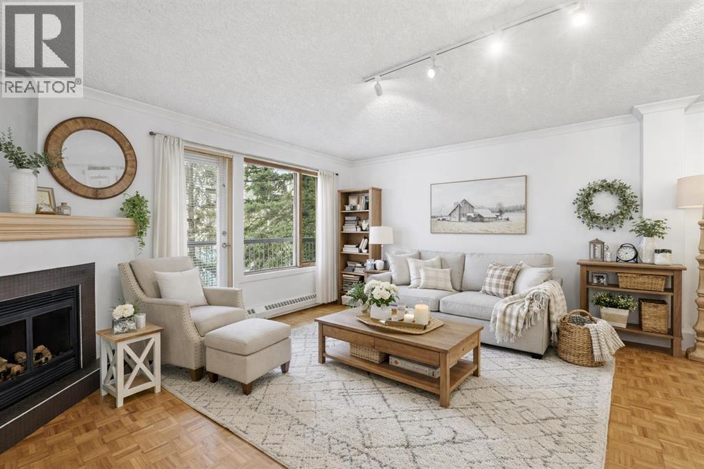 Single Family House for Sale in    Avenue NE Crescent Heights Calgary 