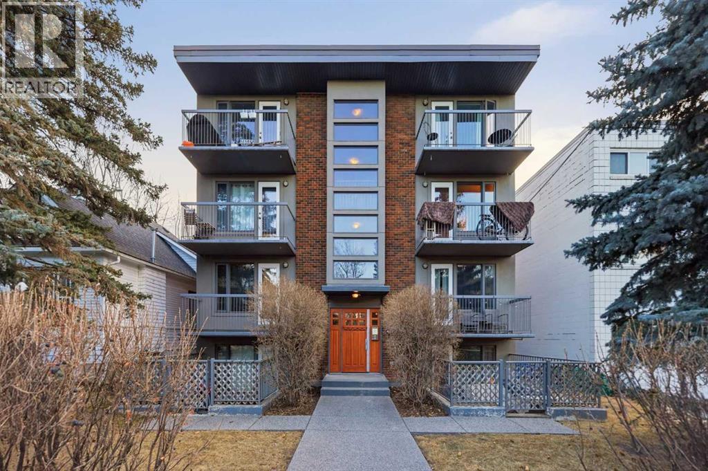 202, 209 6 Avenue NE, Calgary, Alberta