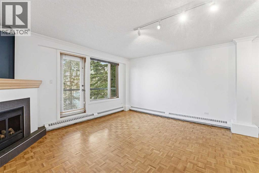 Single Family House for Sale in    Avenue NE Crescent Heights Calgary 