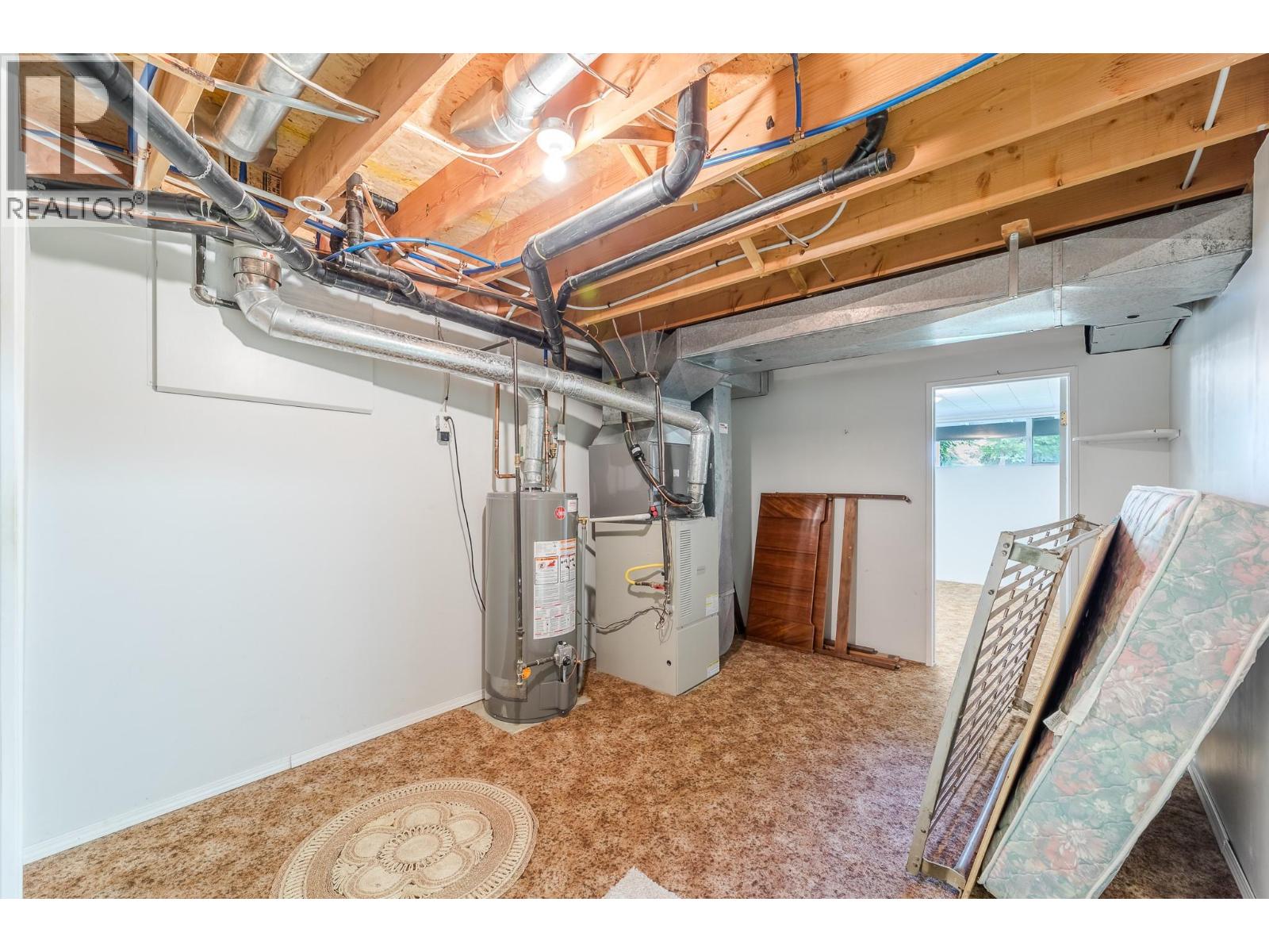 10 11121 Scott Street, Summerland