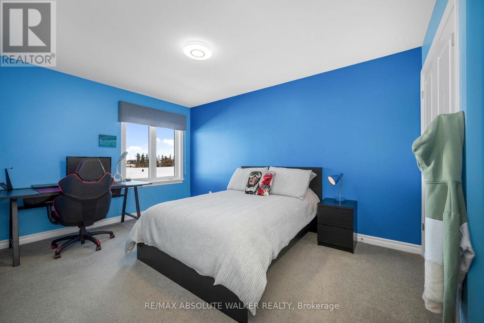 119 CAMBIE ROAD — photo 21
