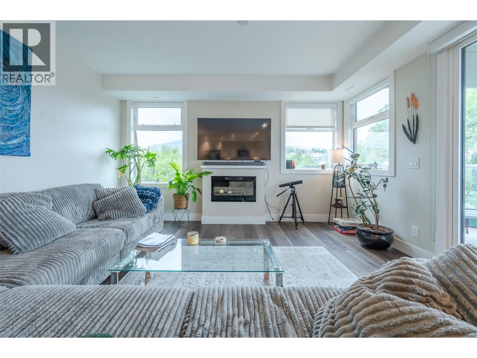 508 110 Ellis Street, Penticton