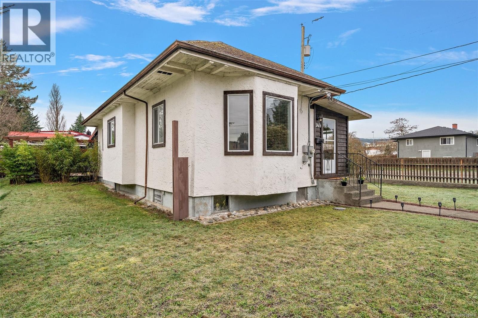  949 Orono Avenue, Langford