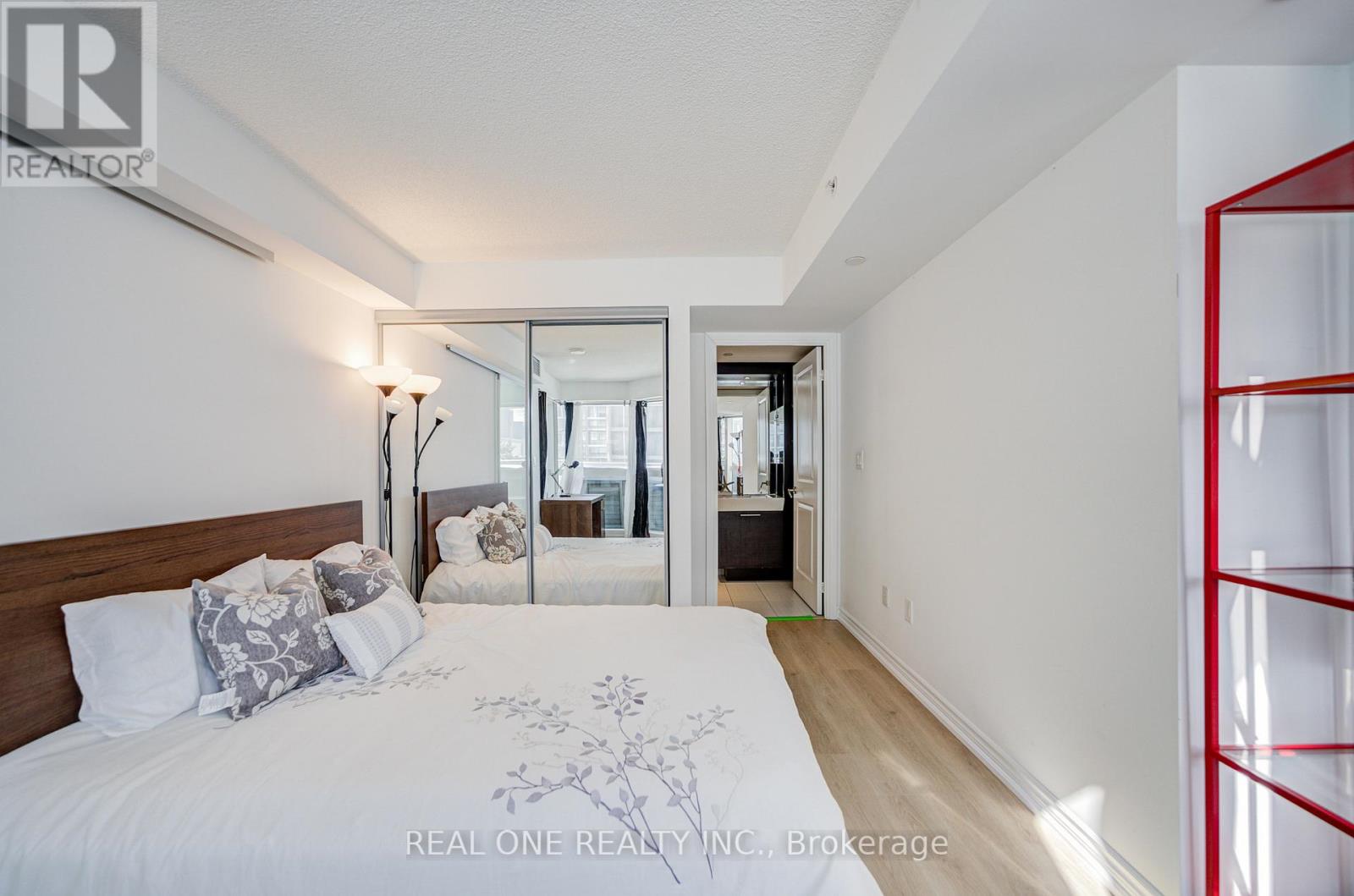 #1408 386 YONGE STREET - 20