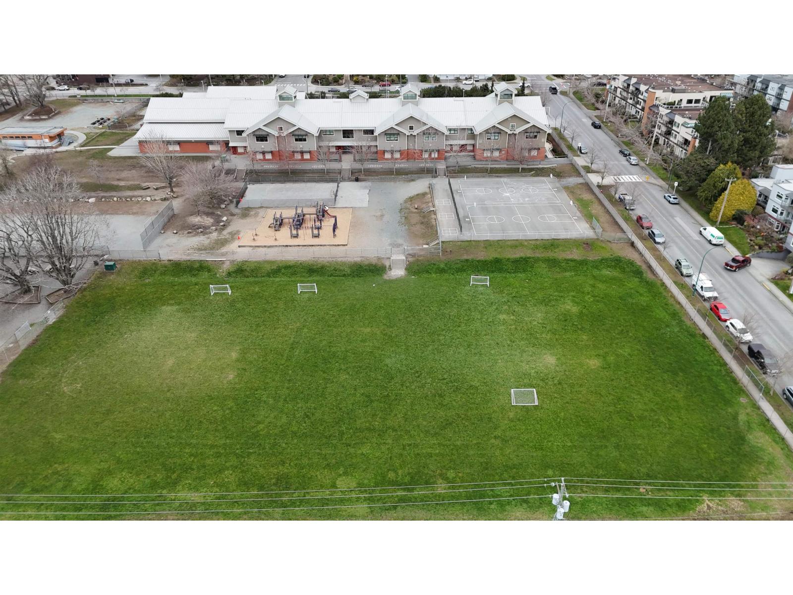 108 15233 PACIFIC AVENUE, White Rock