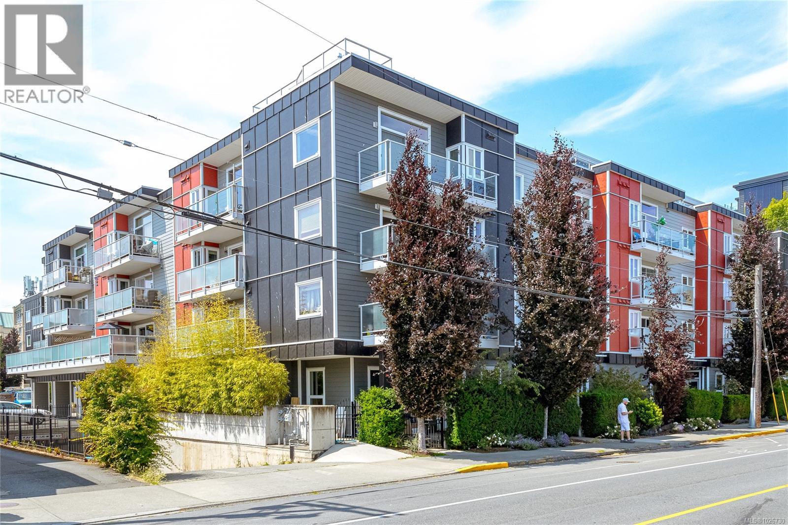 #312 1315 ESQUIMALT RD - 18