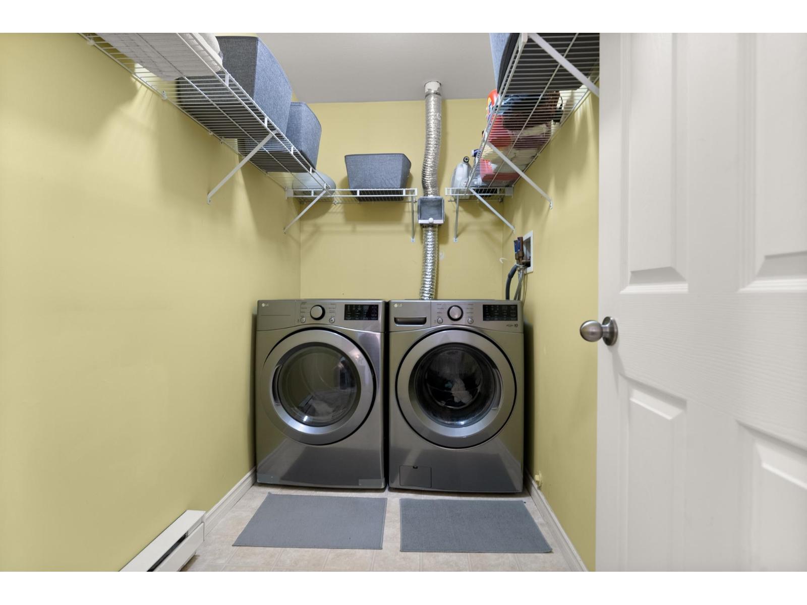 20 15037 58TH AVENUE, Surrey