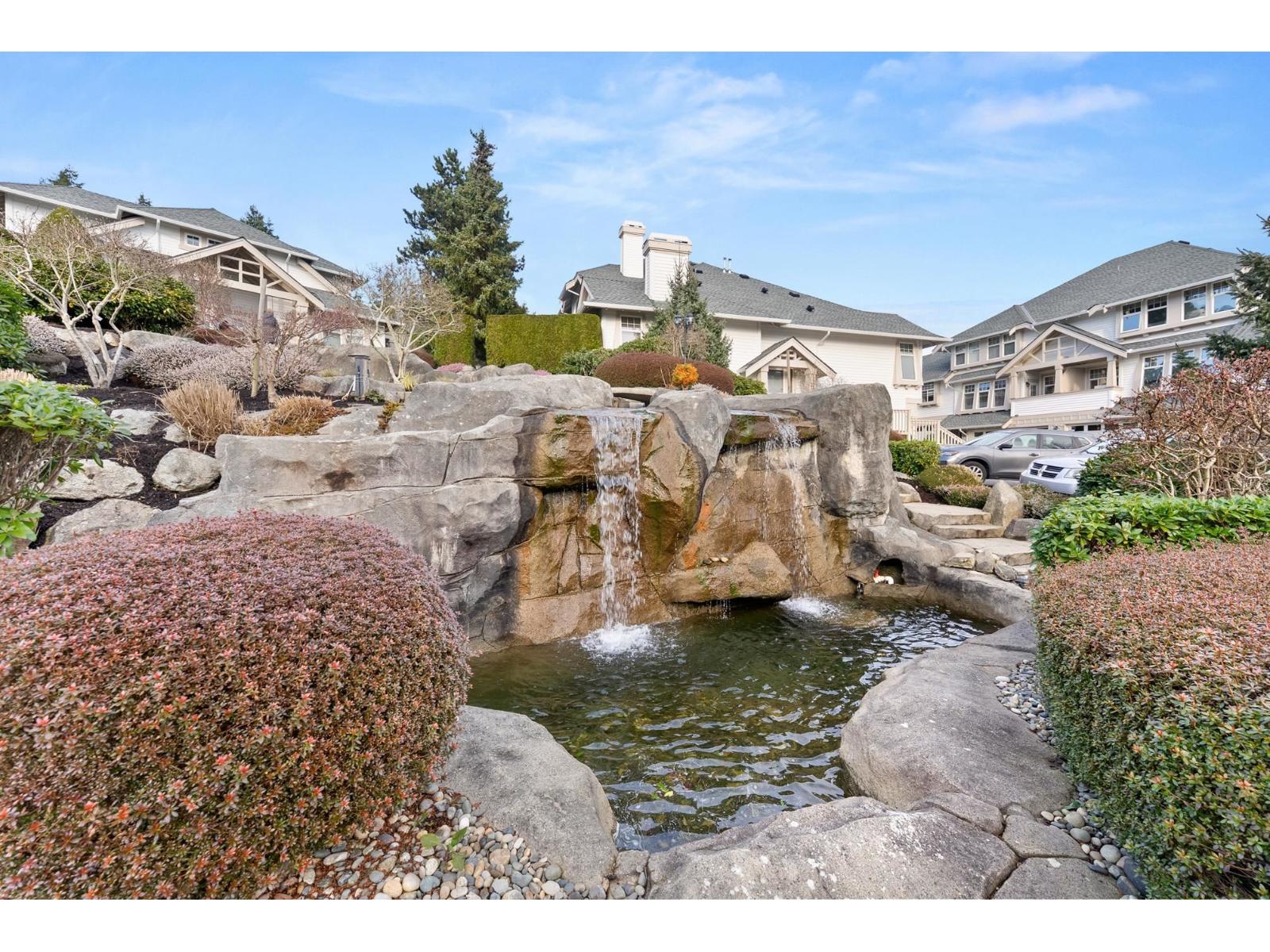 20 15037 58TH AVENUE, Surrey