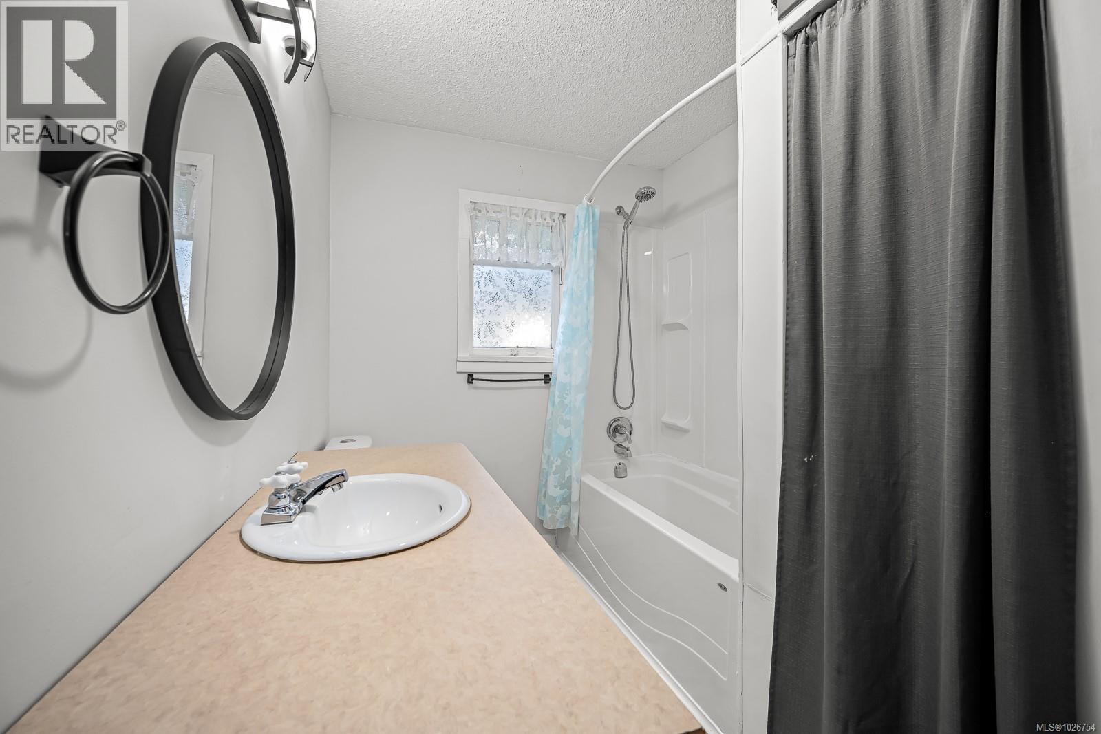 754 7th Ave - 21