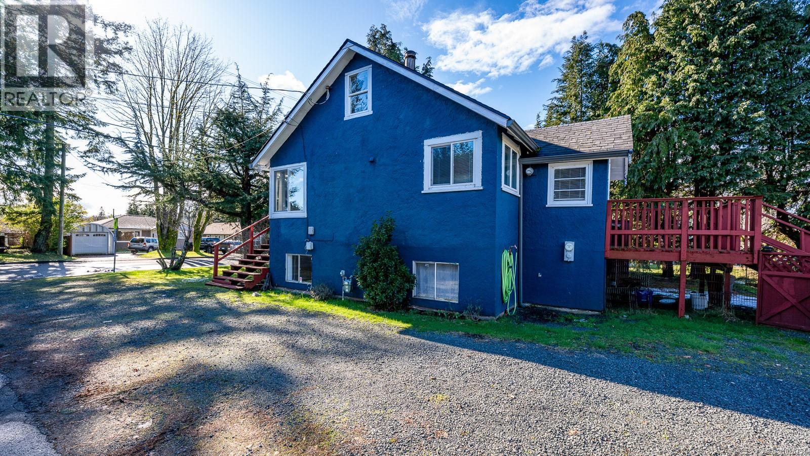 754 7th Ave - 40