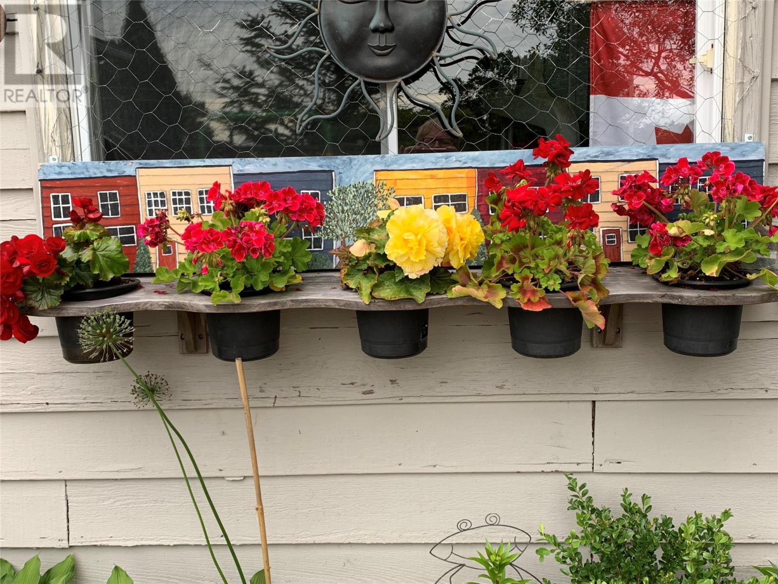 258 ELIZABETH DRIVE - 45