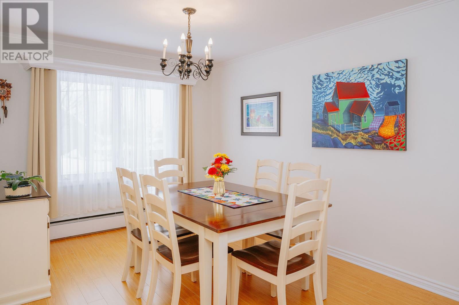 258 ELIZABETH DRIVE - 7