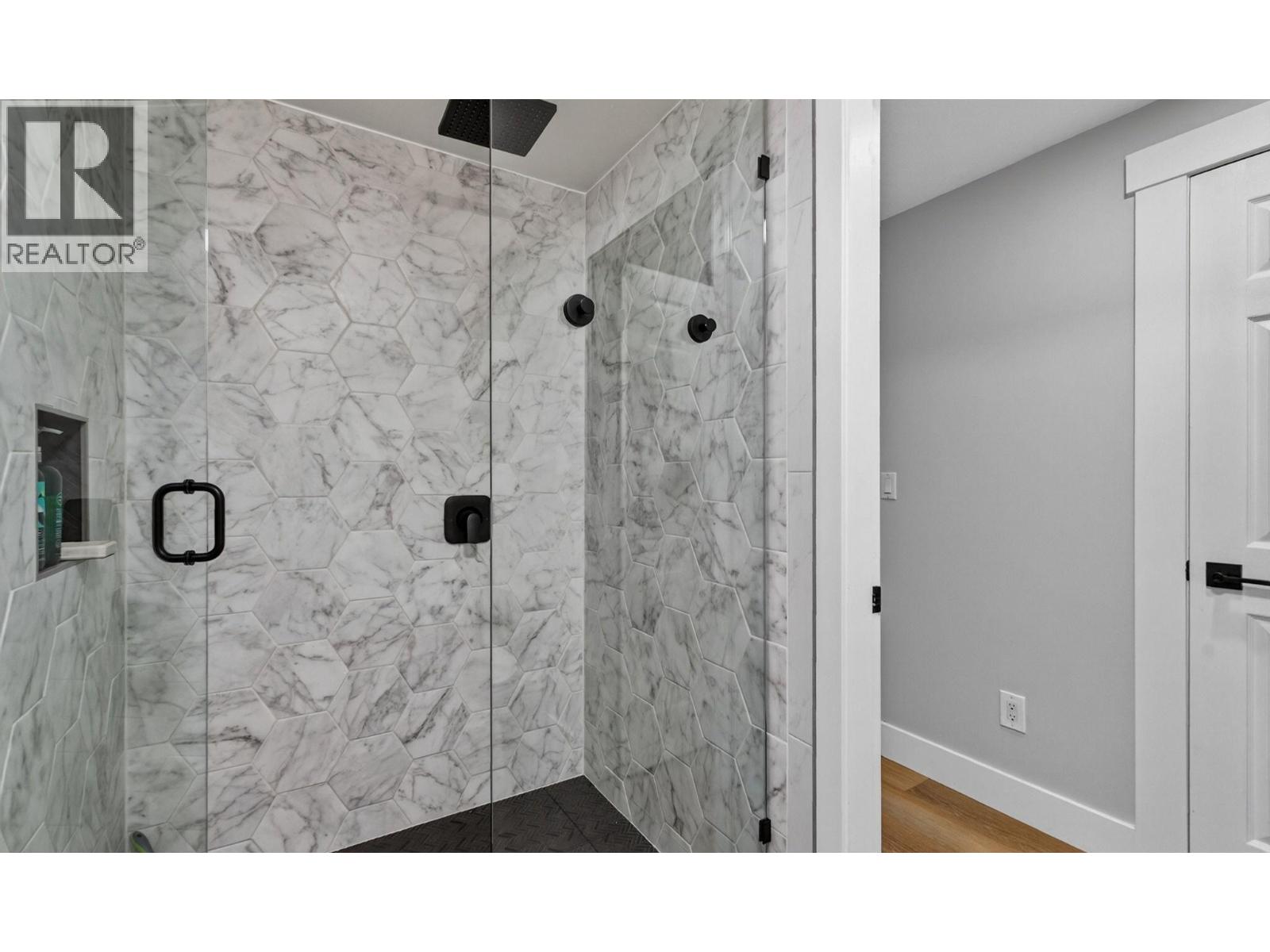  9710 Okanagan Centre Road East, Lake Country