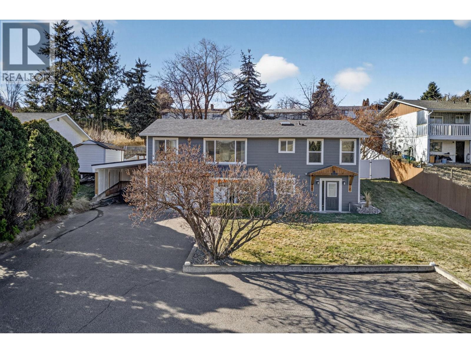  9710 Okanagan Centre Road East, Lake Country