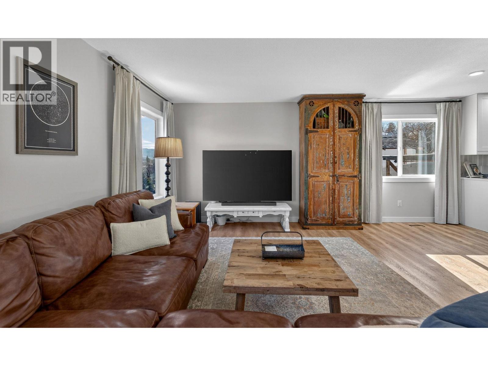  9710 Okanagan Centre Road East, Lake Country