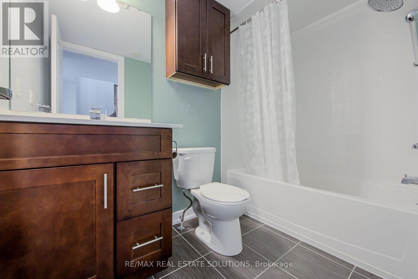 #512 30 DUNSHEATH WAY - 20