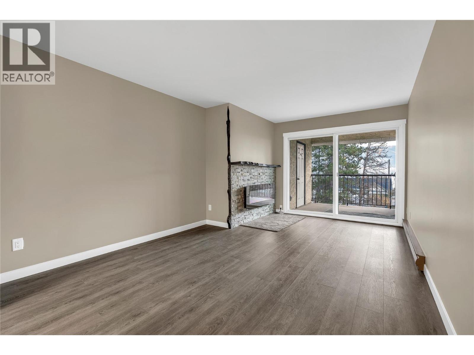 9107 62 Avenue Unit# 22 - Photo 3 of 32, Osoyoos, British Columbia