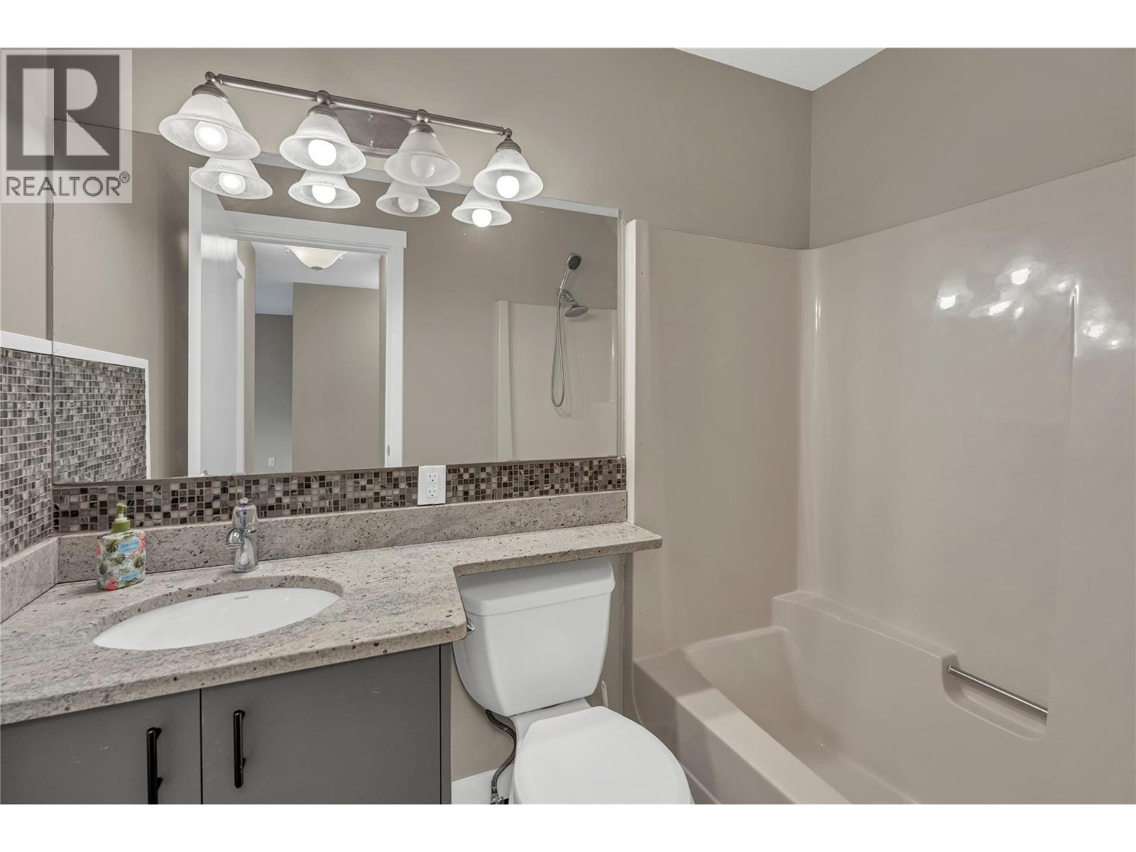 22 9107 62 Avenue, Osoyoos